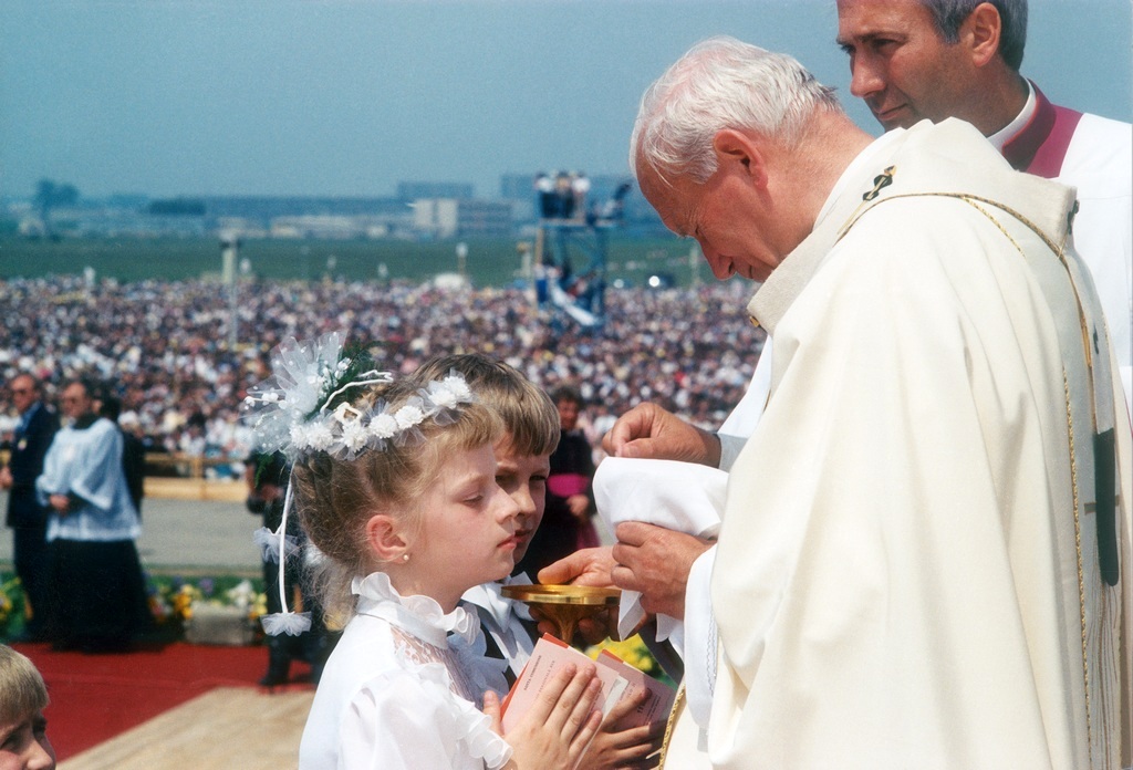 Elsőáldozás, II. János Pál pápa